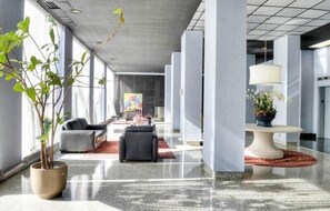 Lobby - Downtown Atlanta Condo with City View (Atlanta)