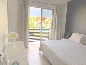 2 makuuhuonetta, silitysrauta/-lauta, ilmainen Wi-Fi, vuodevaatteet