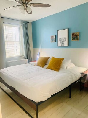 1 bedroom, desk, iron/ironing board, WiFi