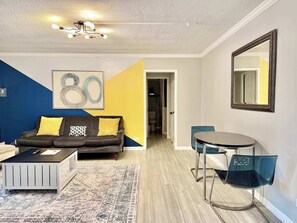 Interior - Downtown Atlanta Condo with Balcony (Atlanta)