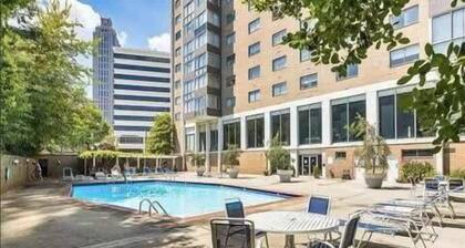 Historic Downtown Atlanta 3 Bedroom Unit