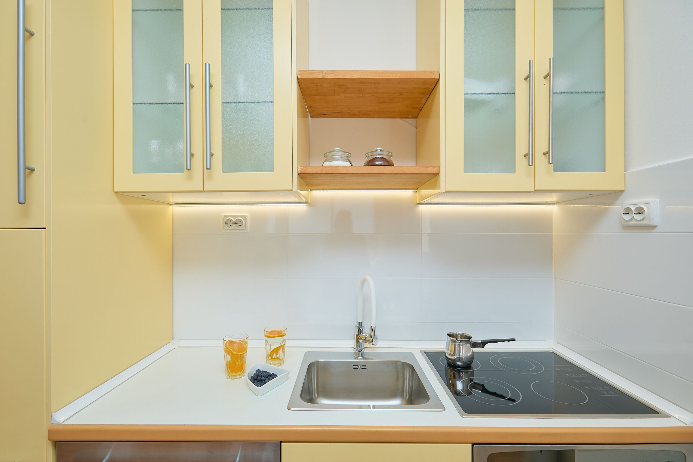 城市公寓 (2 Bedrooms) | 私人厨房 | 烤箱、炉灶、洗碗机、茶具/咖啡用具