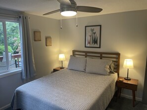 2 chambres, fer et planche à repasser, accès au Wi-Fi (inclus)