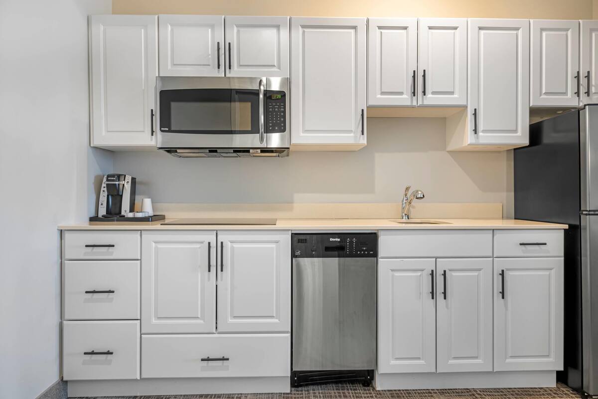 premium bedding, minibar, individually decorated, individually furnished