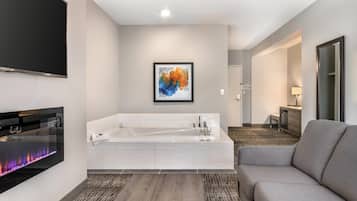 Ropa de cama de alta calidad, minibar, decoración individual