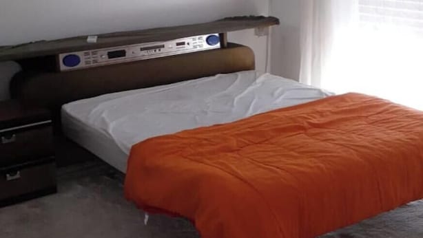 4 bedrooms, desk, iron/ironing board, WiFi (free) - Large Student Penthouse in Nicosia · 4 Beds + Master En-Suite · Walk to Center (Nicosia)