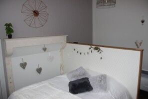 4 slaapkamers, reisbedje, gratis wifi