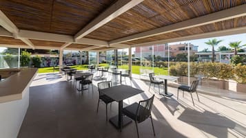 Colazione a buffet inclusa, servita tutte le mattine