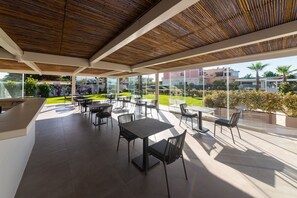 Tägliches inbegriffenes Frühstücksbuffet