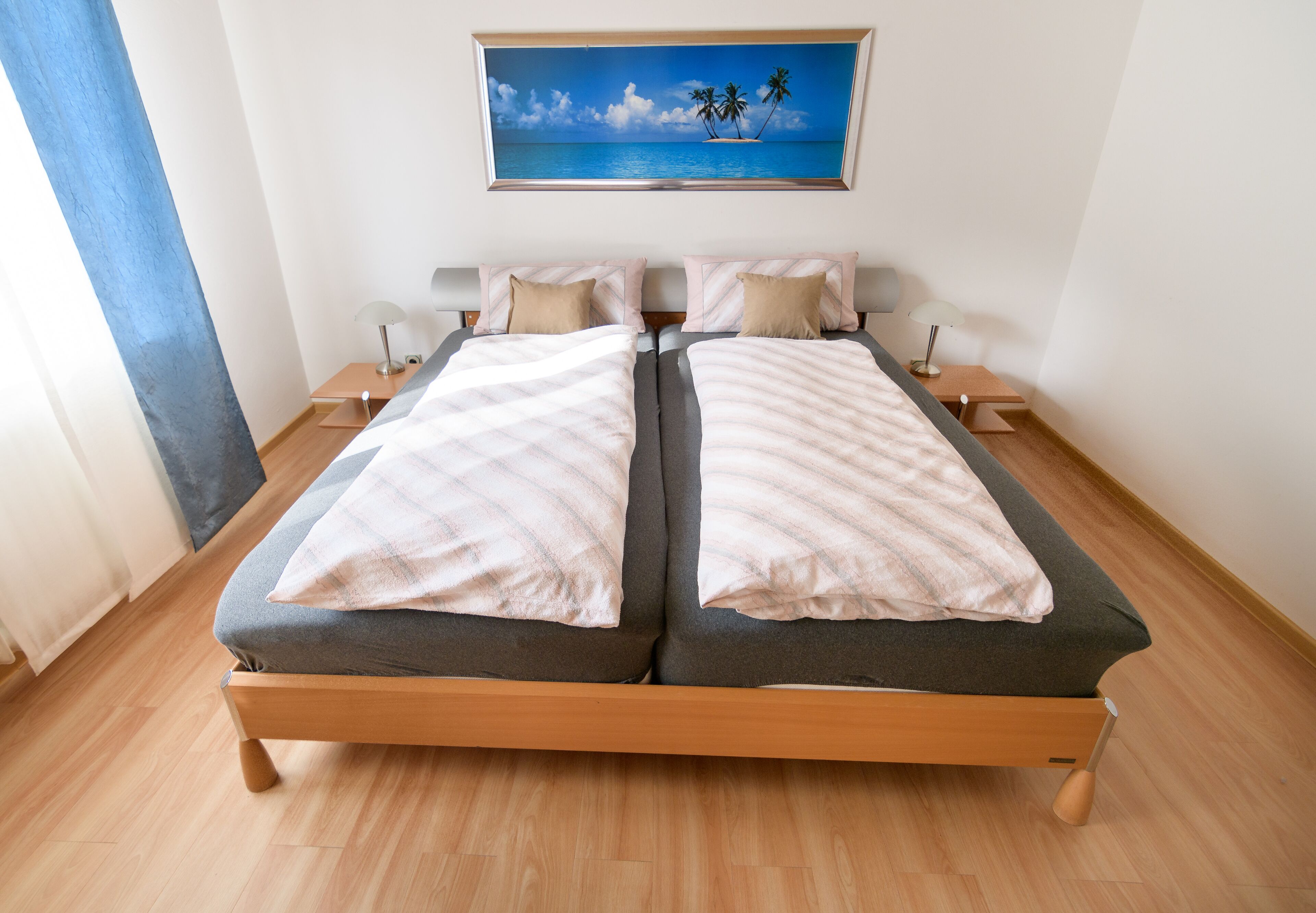 1 chambre, fer et planche à repasser, lit parapluie, Wi-Fi gratuit