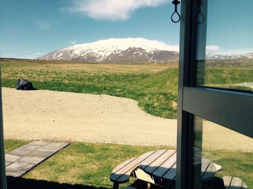 GREAT LOCATION - LUXURY COTTAGE – UNIQUE SURROUNDINGS - GLACIER – NATIONAL PARK