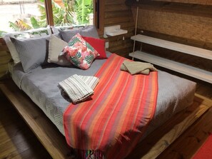 1 bedroom, free WiFi, bed sheets - Ombak Bagus Surf Villa (SC)