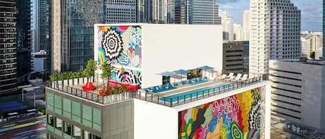 Piscina a l'aire lliure