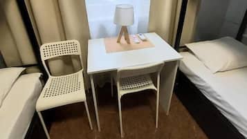 Peralatan tempat tidur hipoalergenik, busa memori, meja