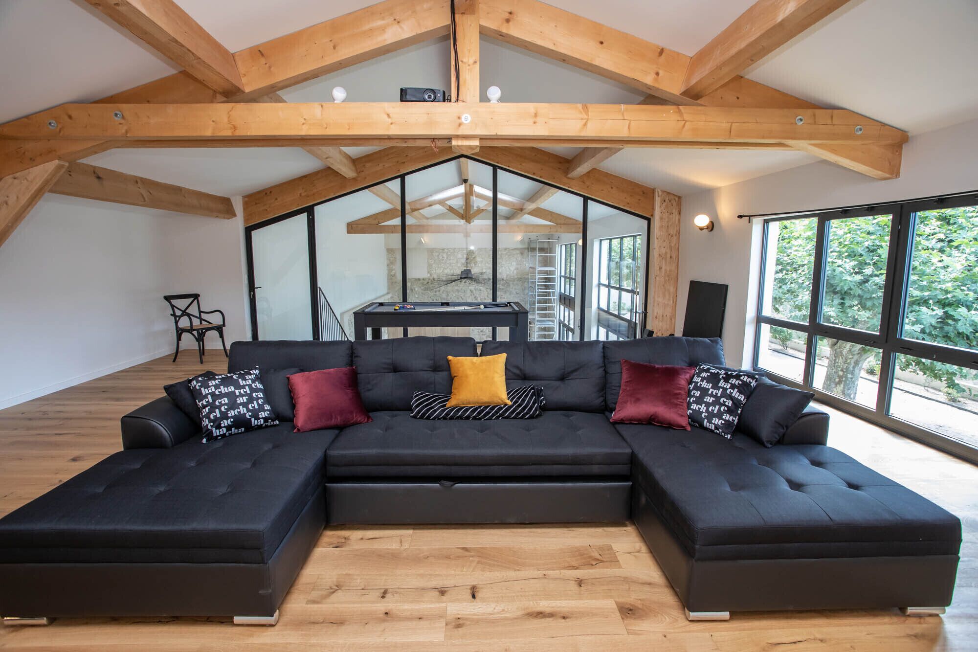 TV connectée, espaces bureaux