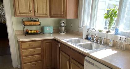 Cute Crafter’s Retreat