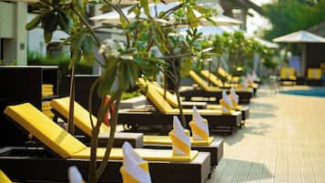 Outdoor pool, open 6:30 AM to 8:00 PM, pool umbrellas, sun loungers