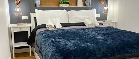 1 bedroom, iron/ironing board, travel cot, free WiFi