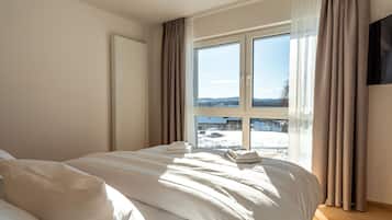 Hypo-allergenic bedding, blackout curtains, travel cot, bed sheets