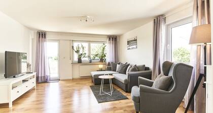 fewo1846 - City Apartment Hasenheide - Drei Schlafzimmer im 1. OG mit Balkon