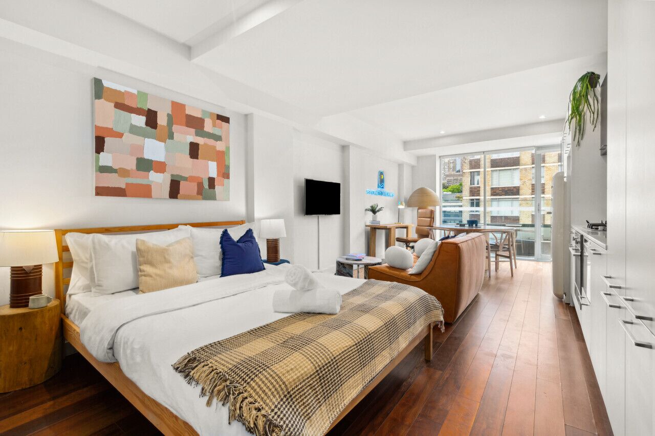 デスク、アイロン / アイロン台、WiFi、ベッドシーツ