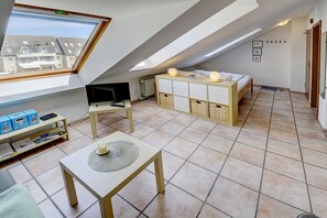 1 dormitorio, tabla de planchar con plancha, wifi gratis y ropa de cama
