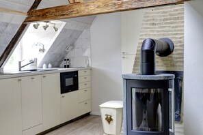 Fridge, microwave, stovetop, dishwasher - fewo1846 - Flensburger Möwe / maisonette apartment with balcony and harbor view (Flensburg)