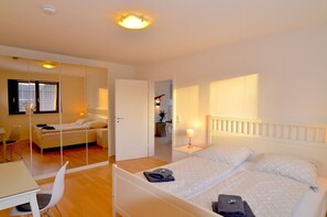 2 Schlafzimmer, Bügeleisen/Bügelbrett, Reisekinderbett, kostenloses WLAN