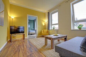 TV - fewo1846 - Angelburg / bright, centrally located 2 room apartment on the 1st flo (Flensburg)