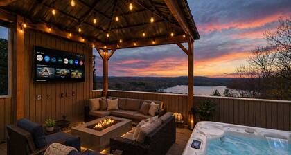 New Mountain Top Luxe Retreat - Rooftop Hot Tub + Beach Access
