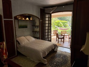 3 chambres, fer et planche Ă repasser, Wi-Fi gratuit, draps fournis