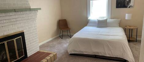 1 Schlafzimmer, Schreibtisch, Bügeleisen/Bügelbrett, kostenloses WLAN