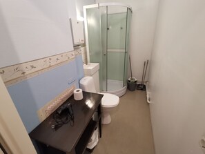 Bathroom - Captivating 4-bed Apartment in Kotka Saunafacility (Kotka)