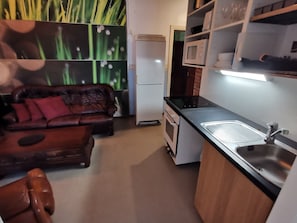 Apartment | 4 bedrooms, iron/ironing board, free WiFi, bed sheets - Captivating 4-bed Apartment in Kotka Saunafacility (Kotka)