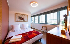 2 sovrum, strykjärn/strykbräda, internet och sängkläder