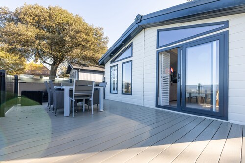 'Quayside' - A lodge with a view on Sandhills Holiday Park