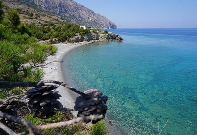 Konstantinos Palace