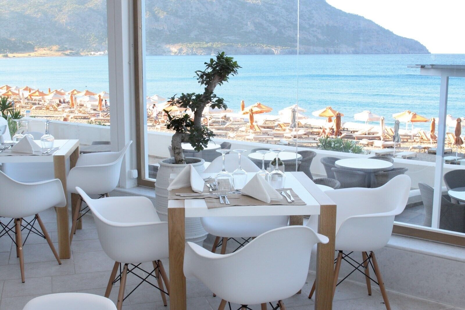 breakfast, lunch, dinner served; beach views