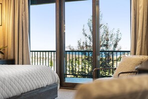 10 bedrooms, desk, iron/ironing board, travel cot