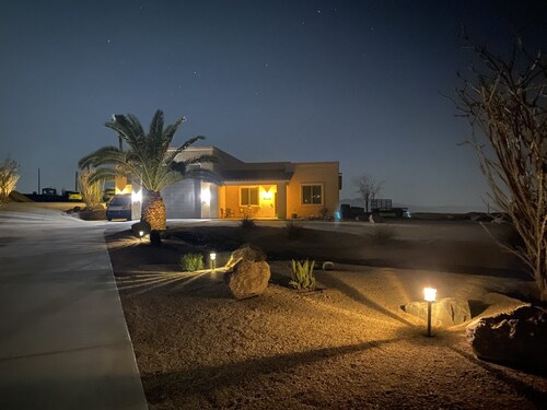 LakeTime Casita with Pool/Spa, 2/2, boat/RV parking quiet beautiful views