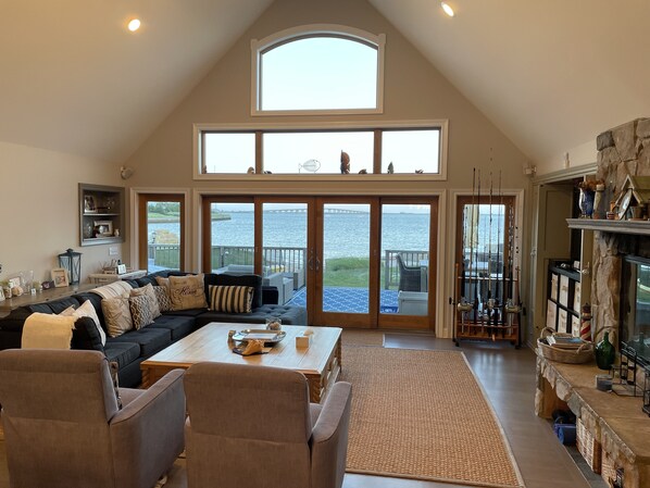 Smart TV, video games