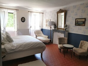 5 camere, ferro/asse da stiro, Wi-Fi gratuito, lenzuola