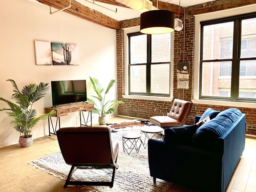 Desert Oasis Loft in the Rivermarket Reviews, Deals & Photos 2023 - Expedia