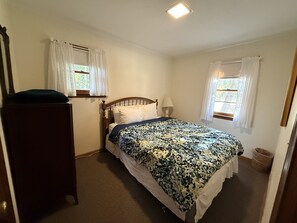2 habitaciones, tabla de planchar con plancha y wifi gratis 