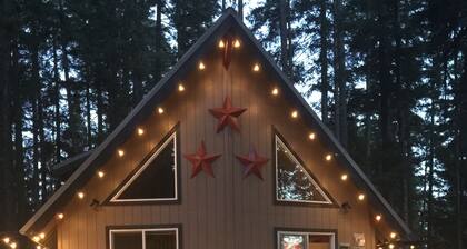 WELCOME TO OUR MOUNTAIN PARADISE in Pineloch Sun above Lake Cle Elum..