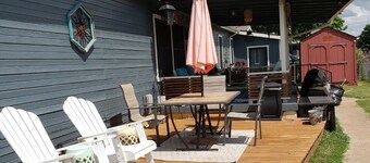 Lake Granbury Waterfront Home with private boat slip