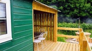 Cabin | Balcony - Unique Upcycled Straw Trailer @ Westcote (Hawick)