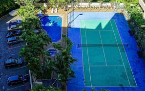 Sport court - PROMO 40% MONTHLY DISCOUNT!
WAIKIKI OCEAN/HARBOR VIEW 2BDRM 1 BTH FULL KITCHEN (HONOLULU)