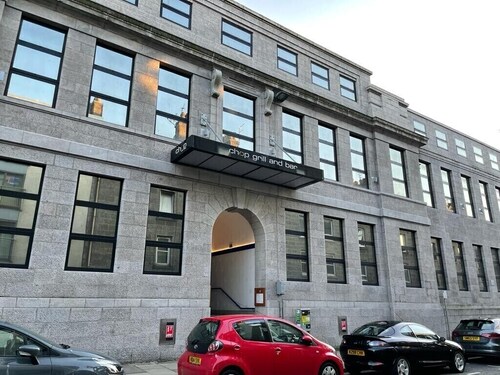 WENDY APARTMENT HOME AWAY FROM HOME