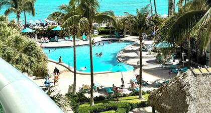 Ocean front direct access ,Ocean & PoolView 1bedrm, 2beds,1bath full kitchen,gym